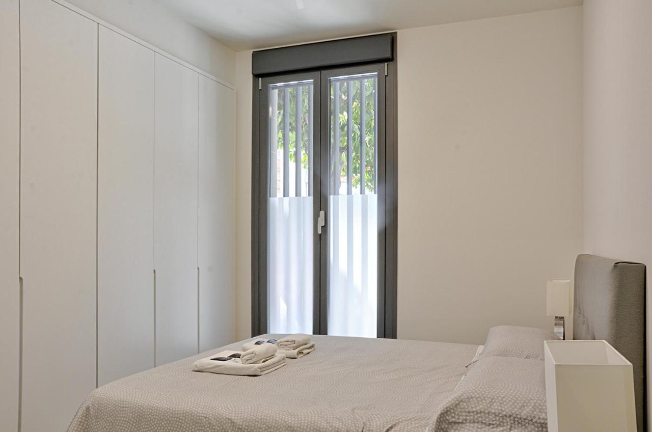 Apartamento De Dos Dormitorios En Triana Sevilla Exterior foto