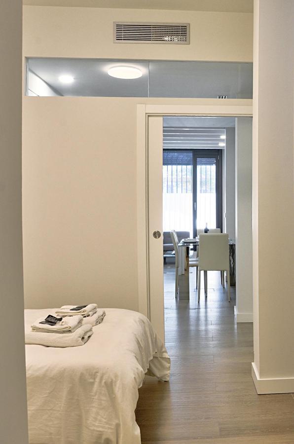 Apartamento De Dos Dormitorios En Triana Sevilla Exterior foto